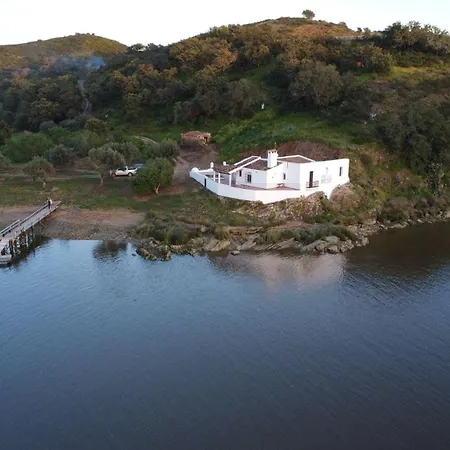 Magnifica Casa A Orillas Del Guadiana Holiday home