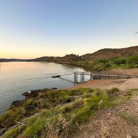 Magnifica Casa A Orillas Del Guadiana Holiday home *