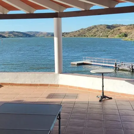 Holiday home Magnifica Casa A Orillas Del Guadiana Huelva